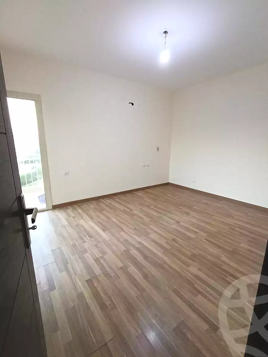 https://aqarmap.com.eg/en/listing/6712194-for-sale-cairo-el-sheikh-zayed-city-compounds-dh-drys