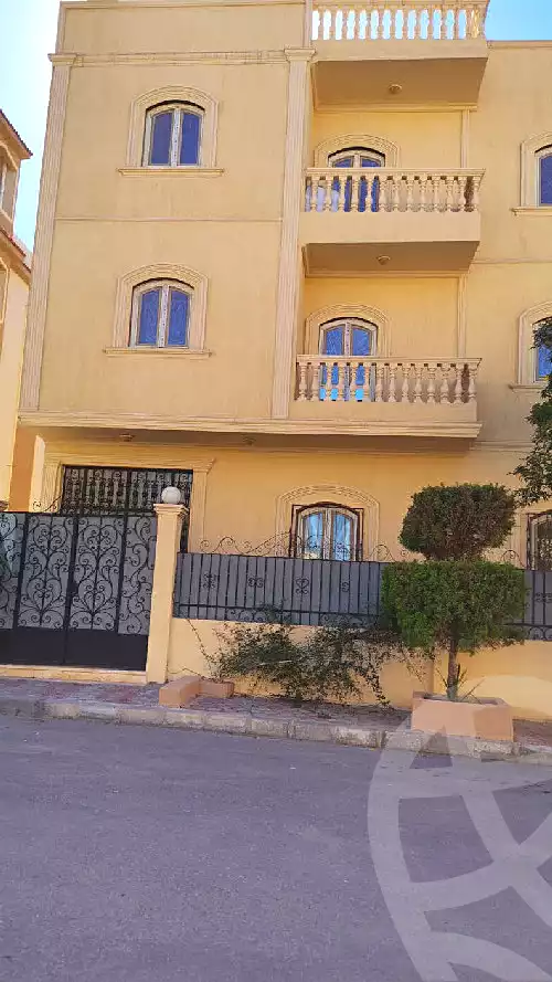 https://aqarmap.com.eg/ar/listing/6712726-for-sale-cairo-new-cairo-compounds-kmbwnd-ldf-lwtny