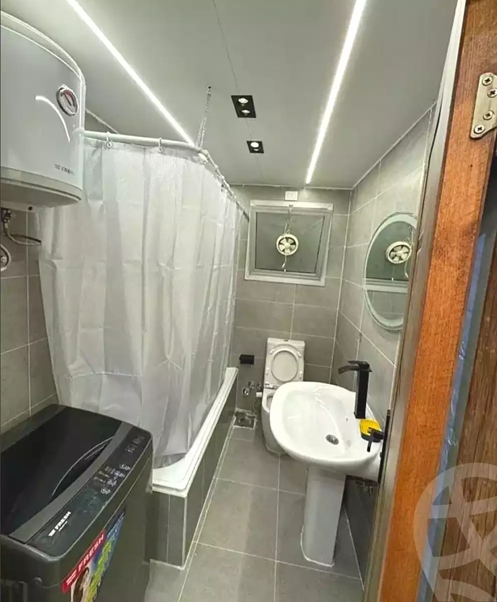 https://aqarmap.com.eg/ar/listing/6714120-for-rent-cairo-new-cairo-lrhb-city-phase-1-nizar-kabani-st