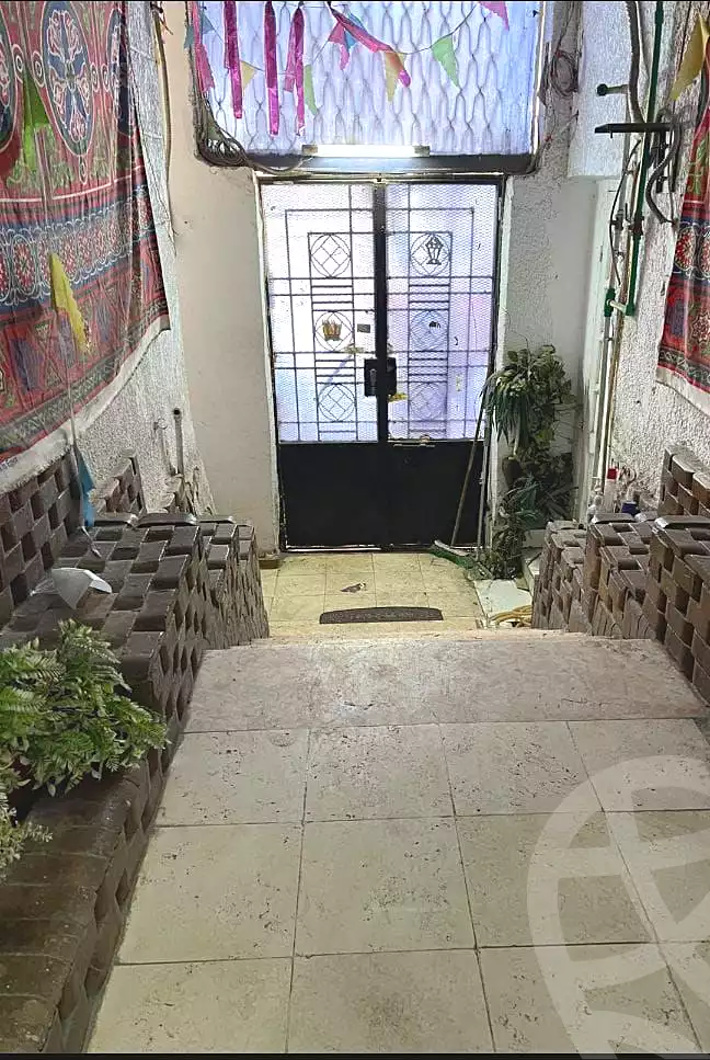https://aqarmap.com.eg/ar/listing/6714295-for-sale-cairo-helwan-helwan-el-sharkeya-borhan-st