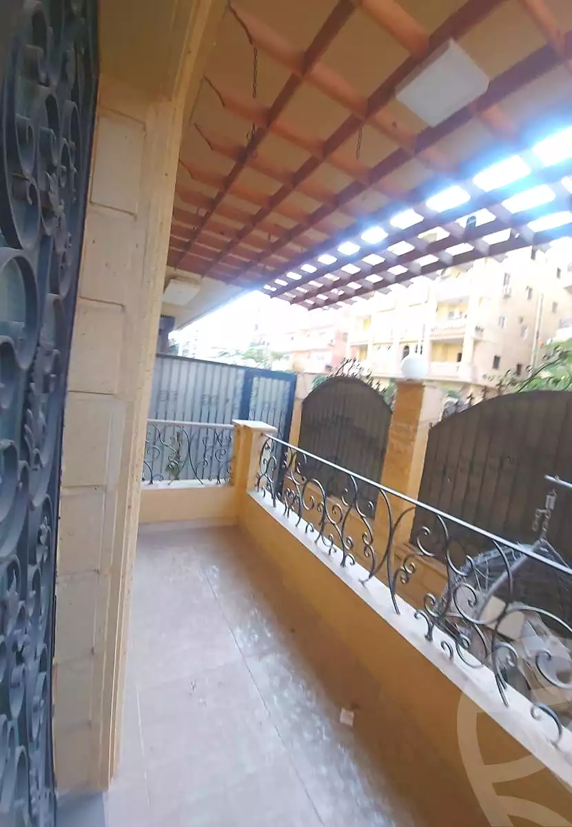 https://aqarmap.com.eg/ar/listing/6715383-for-sale-cairo-new-cairo-el-banafsg-el-banafsag-omarat-al-gabri-st