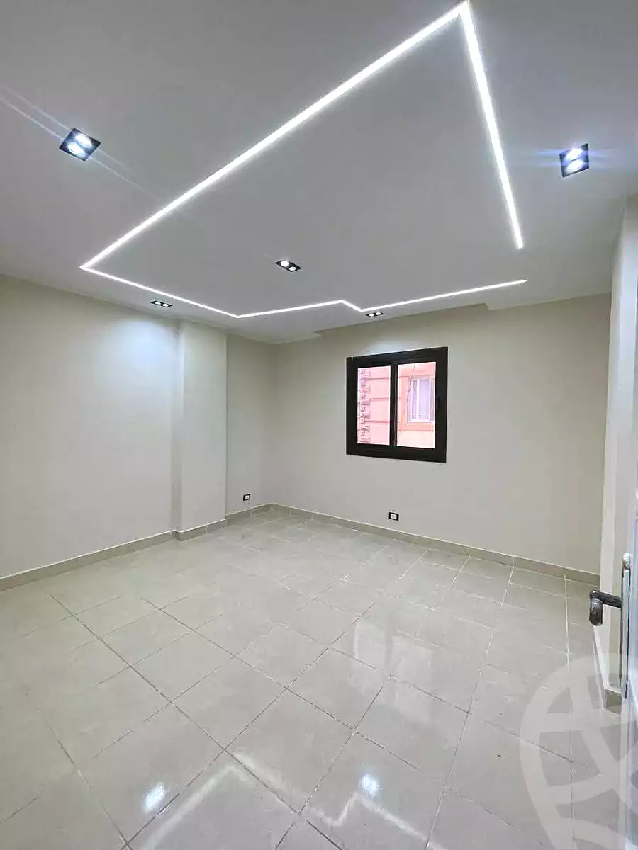 https://aqarmap.com.eg/ar/listing/6715825-for-sale-alexandria-l-jmy-lbytsh-ibrahim-othman-st