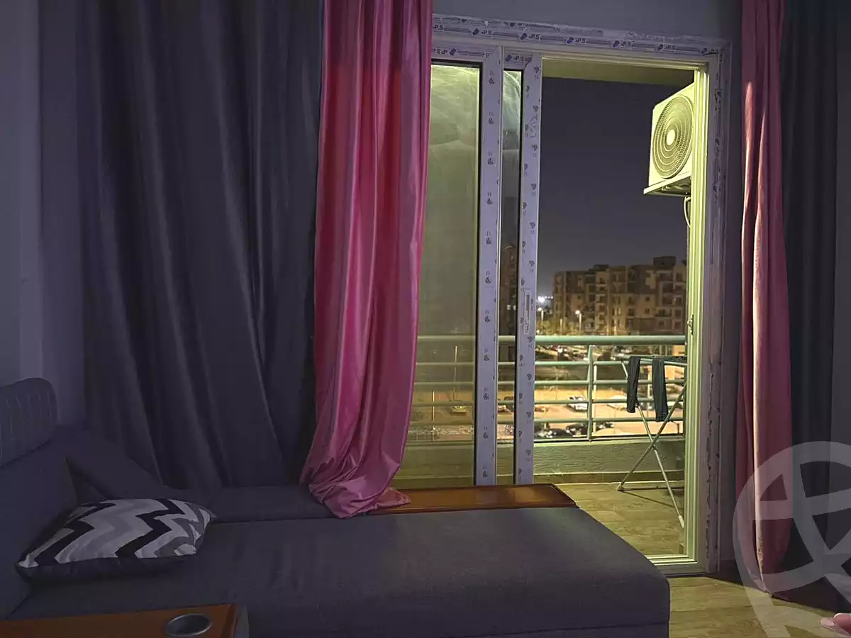 https://aqarmap.com.eg/en/listing/6716755-for-rent-cairo-6th-of-october-compounds-jn-ktwbr