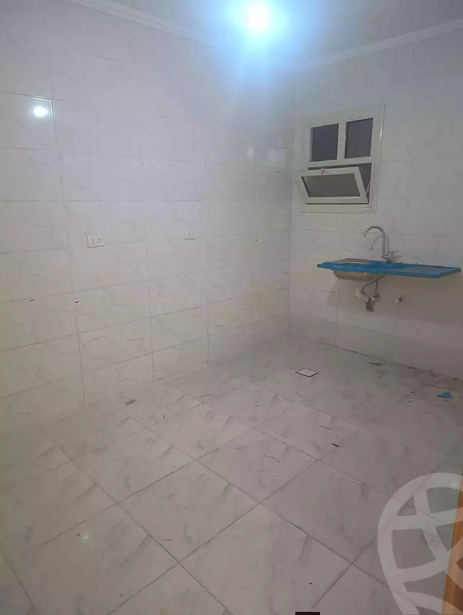 https://aqarmap.com.eg/en/listing/6717712-for-rent-cairo-helwan-helwan-el-sharkeya-khesro-basha-st
