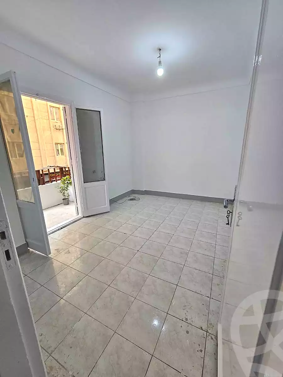 https://aqarmap.com.eg/en/listing/6717819-for-sale-alexandria-sydy-bshr-sydy-bshr-bhry-amr-el-nogomy-st