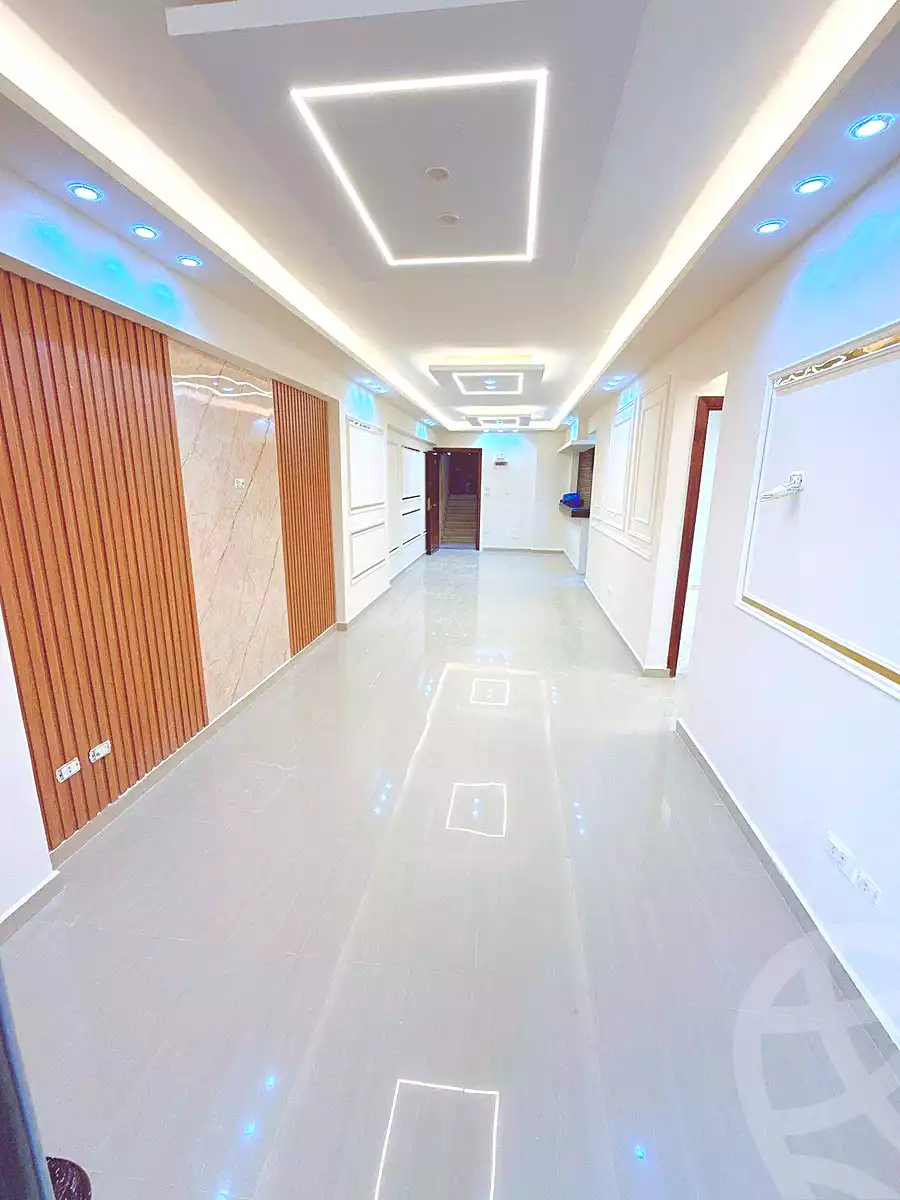 https://aqarmap.com.eg/ar/listing/6718324-for-sale-alexandria-el-asafra-l-sfr-bhry