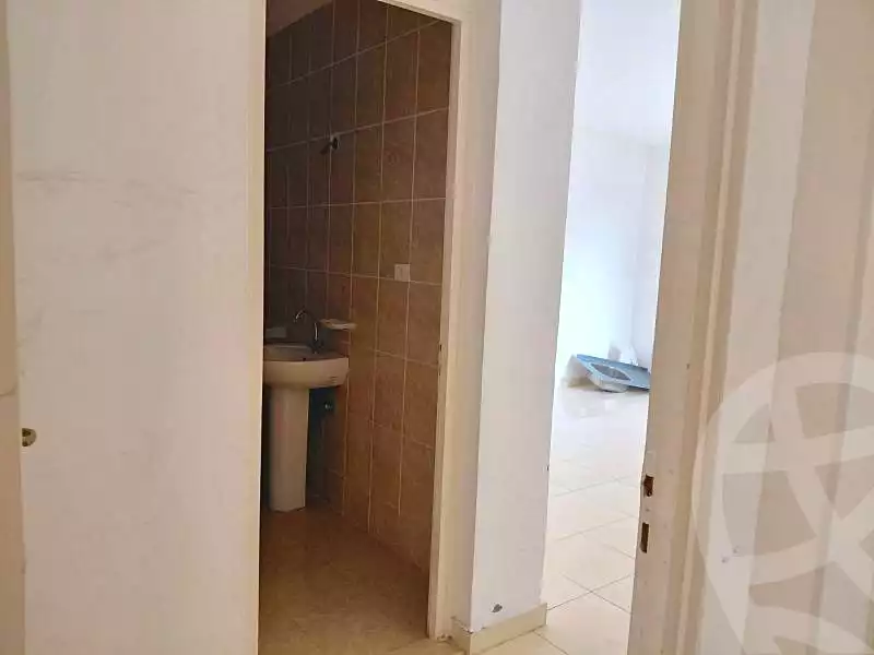 https://aqarmap.com.eg/ar/listing/6718348-for-sale-cairo-new-cairo-madinaty-eleventh-zone-buildings-group-112