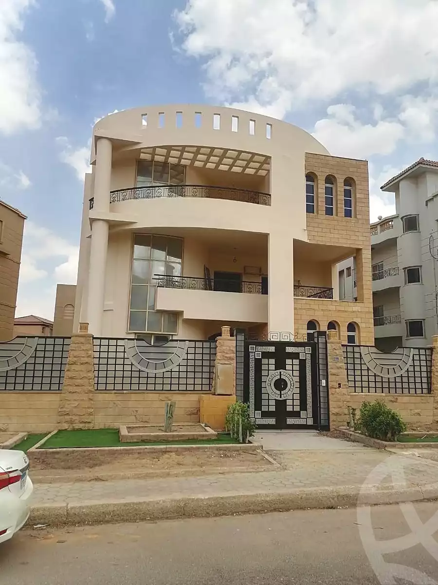 https://aqarmap.com.eg/ar/listing/6718873-for-sale-cairo-new-cairo-ganob-el-akadamiya-south-academy-a-zaid-ebn-haretha-st