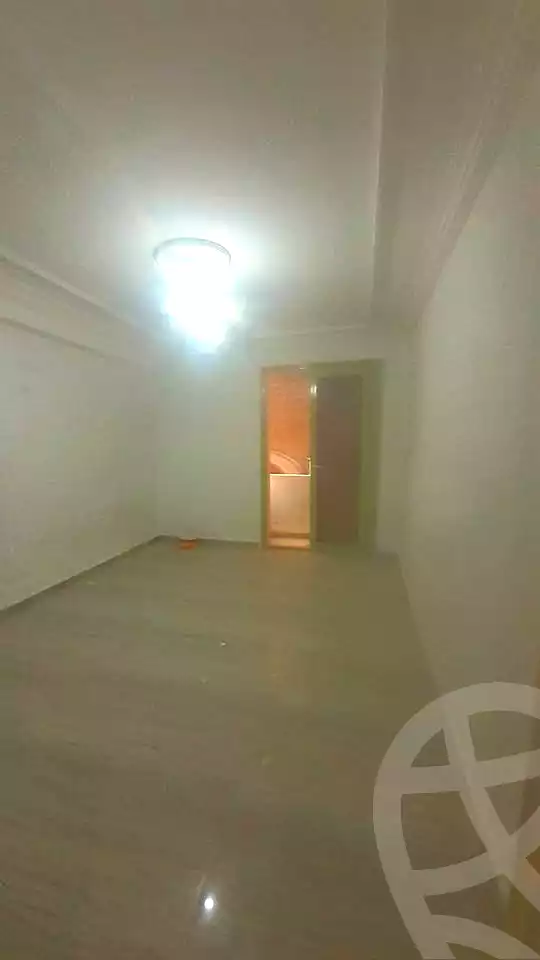 https://aqarmap.com.eg/ar/listing/6720023-for-sale-alexandria-el-asafra-salman-el-farsi-st