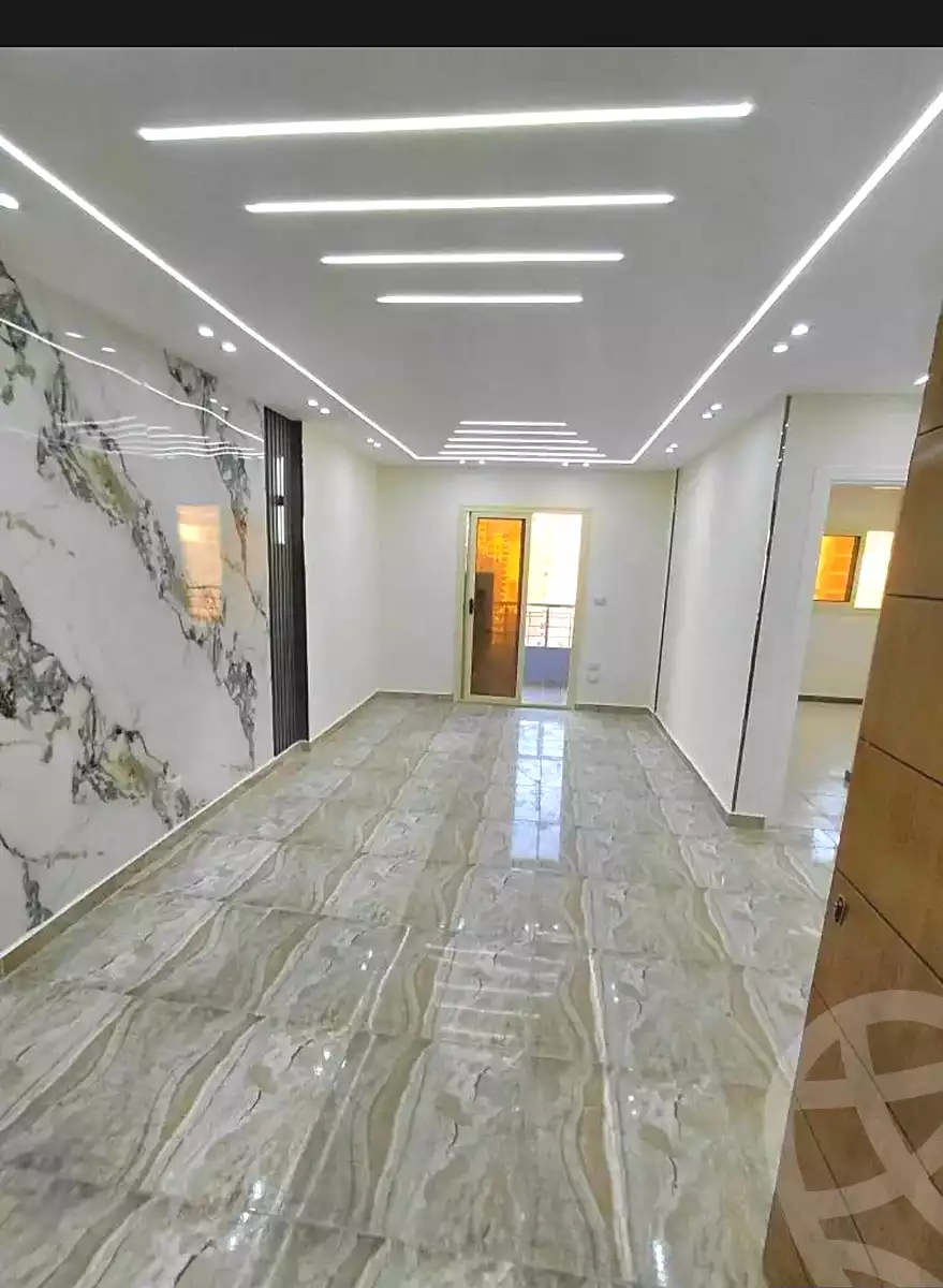 https://aqarmap.com.eg/ar/listing/6721055-for-sale-alexandria-sydy-bshr-sydy-bshr-bhry-shr-mhmwd-l-yswy