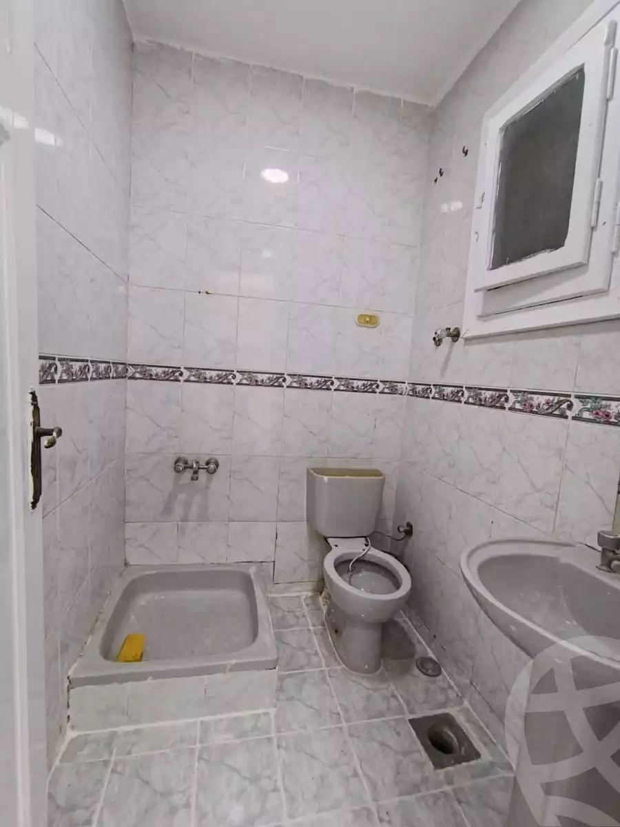 https://aqarmap.com.eg/en/listing/6721850-for-sale-alexandria-l-jmy-shataa-el-nakheel
