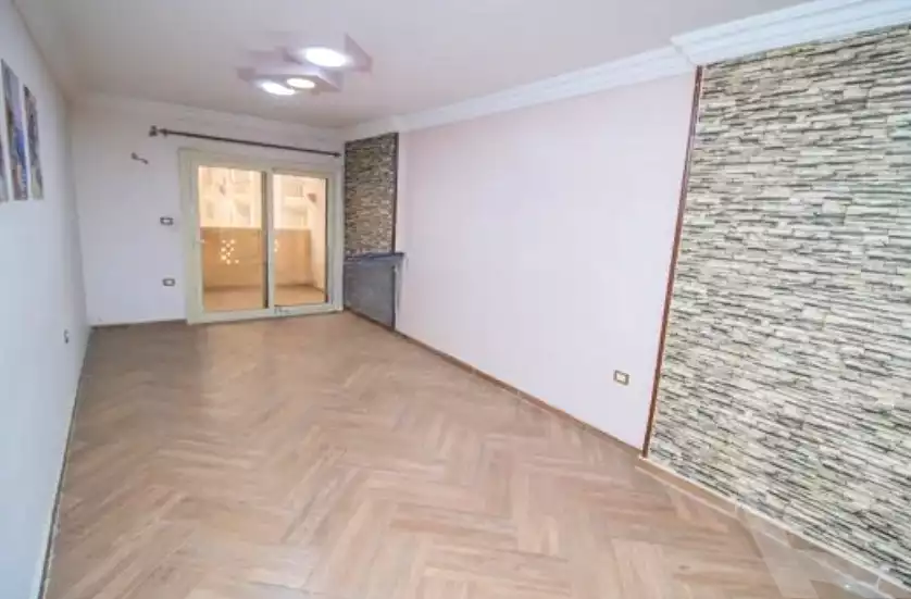 https://aqarmap.com.eg/ar/listing/6722185-for-sale-alexandria-camp-cesar-port-said-street