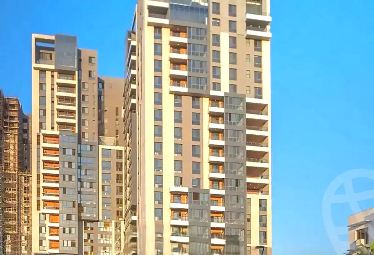 https://aqarmap.com.eg/en/listing/6723254-for-rent-cairo-6th-of-october-compounds-aeon