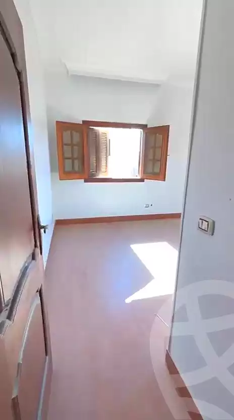 https://aqarmap.com.eg/ar/listing/6723366-for-rent-cairo-new-cairo-el-narges-el-narges-omarat-mohamed-sabry-abu-alam-st
