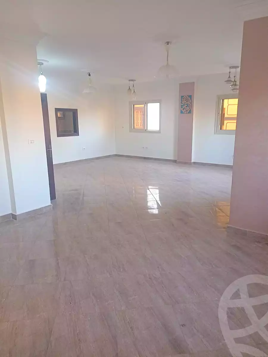 https://aqarmap.com.eg/ar/listing/6723563-for-rent-cairo-new-cairo-el-ahyaa-fifth-neighborhood-akhnaton-st
