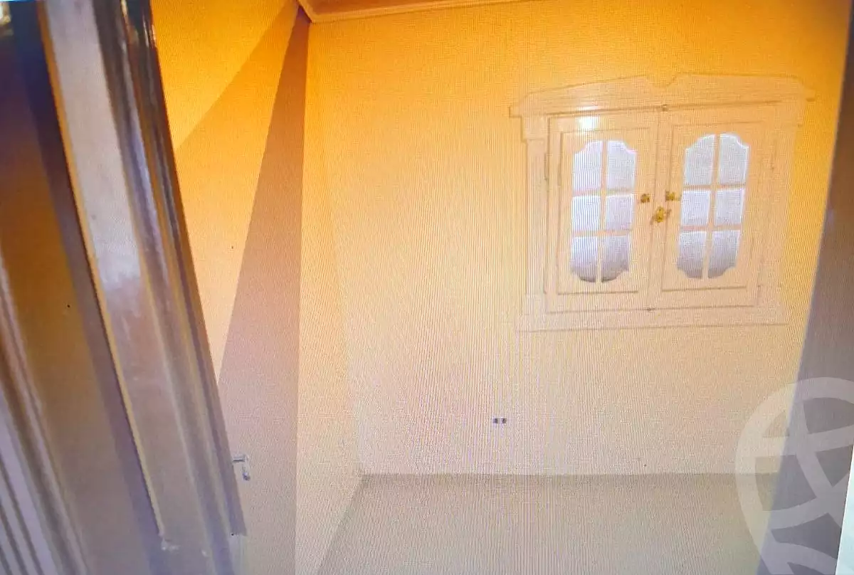 https://aqarmap.com.eg/ar/listing/6723772-for-sale-cairo-el-sheikh-zayed-city-alex-cairo-desert-road-mdyn-sfnks-ljdyd-sandorini