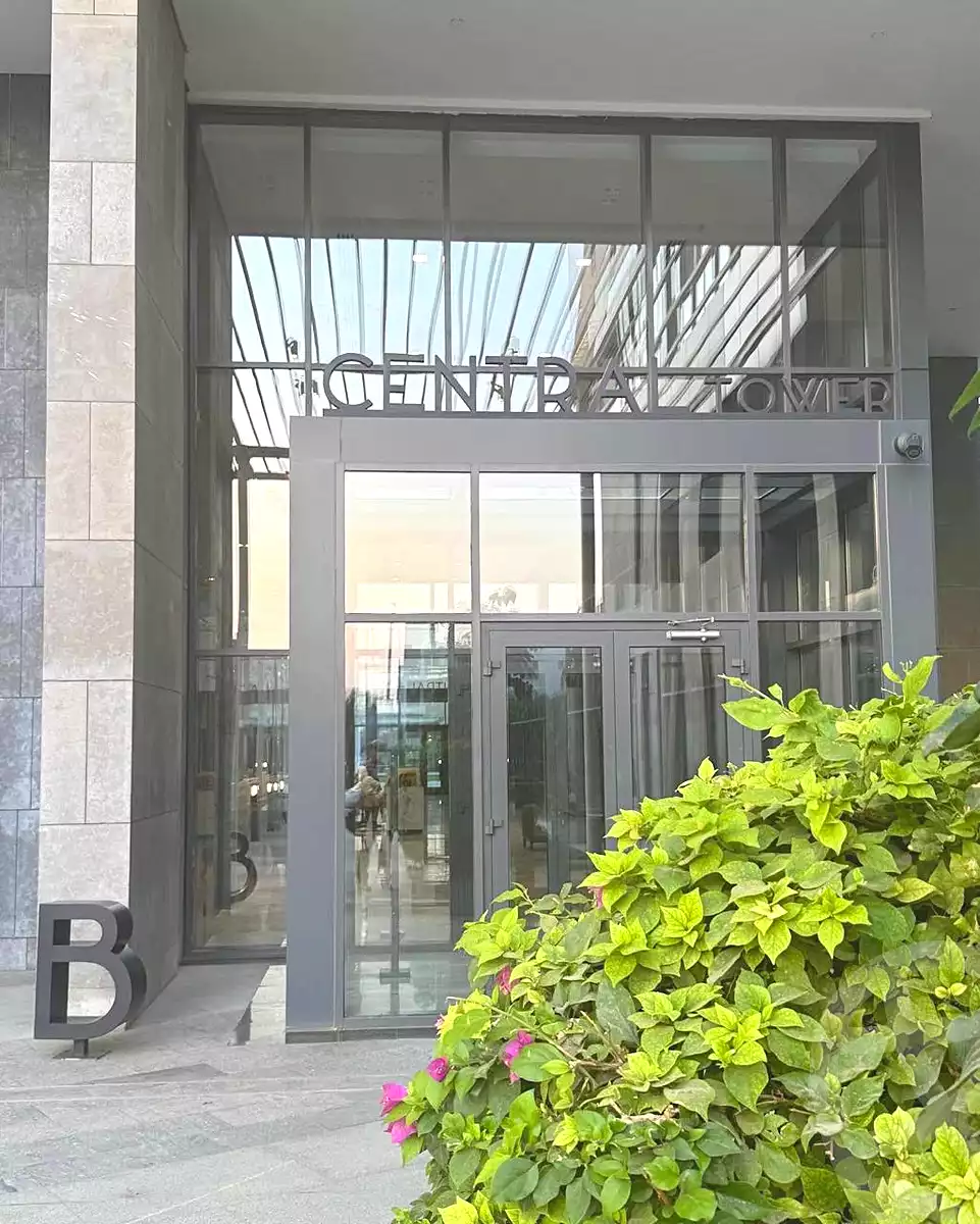 https://aqarmap.com.eg/ar/listing/6723803-for-rent-cairo-6th-of-october-compounds-aeon