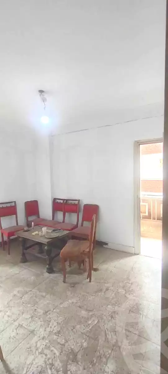 https://aqarmap.com.eg/ar/listing/6725120-for-sale-alexandria-miami-farook-abd-al-wahab-st