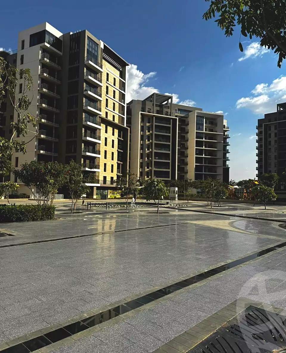 https://aqarmap.com.eg/ar/listing/6725268-for-sale-cairo-el-sheikh-zayed-city-compounds-zyd-wr-llttwyr-z-tower