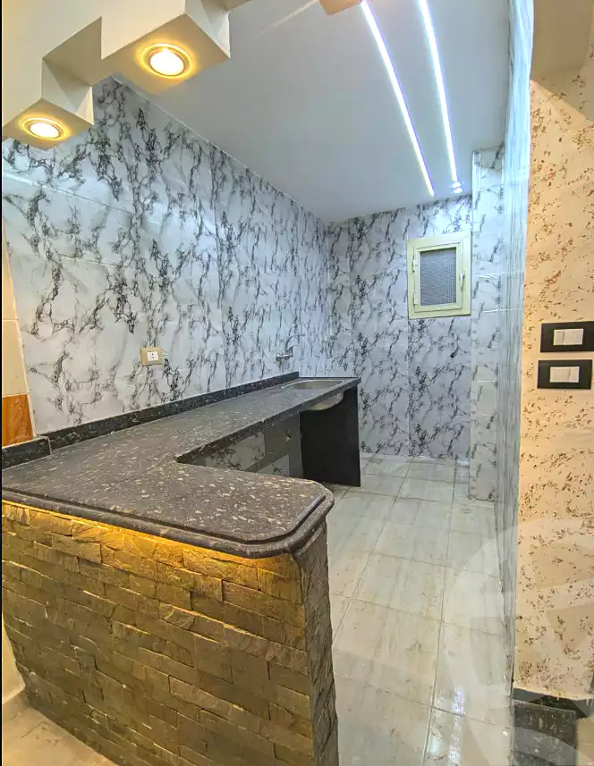 https://aqarmap.com.eg/en/listing/6725347-for-sale-alexandria-l-jmy-el-kilo-21