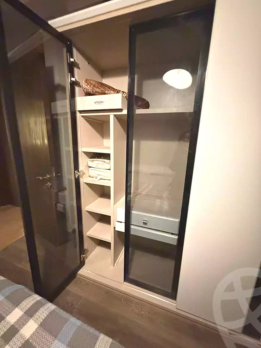 https://aqarmap.com.eg/ar/listing/6725466-for-sale-cairo-el-sheikh-zayed-city-compounds-zyd-wr-llttwyr-z-tower