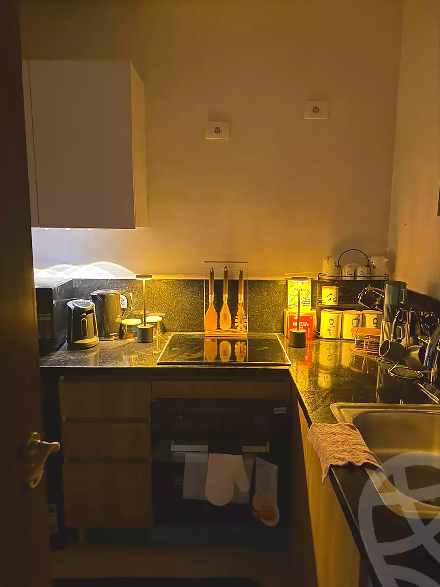 https://aqarmap.com.eg/ar/listing/6725466-for-sale-cairo-el-sheikh-zayed-city-compounds-zyd-wr-llttwyr-z-tower