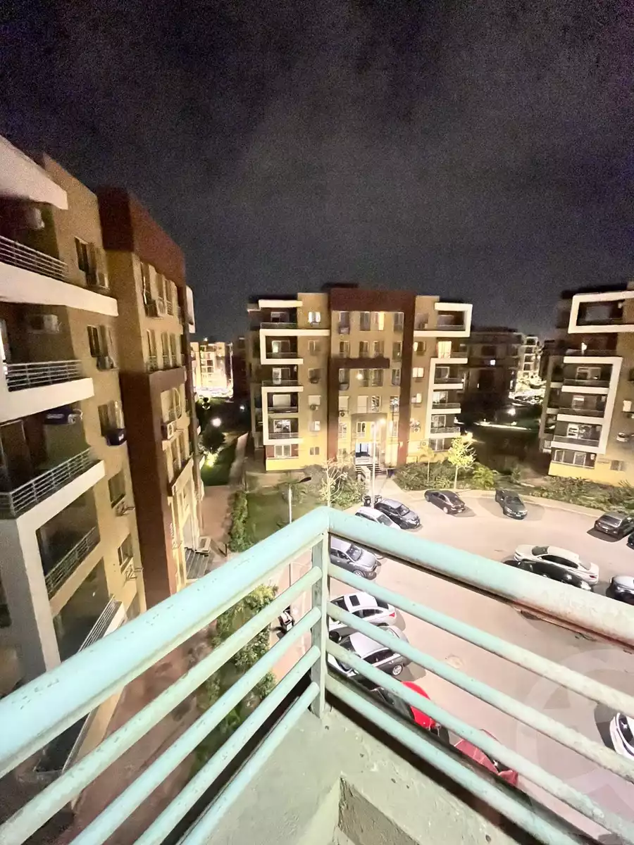 https://aqarmap.com.eg/en/listing/6726411-for-rent-cairo-6th-of-october-compounds-jn-ktwbr