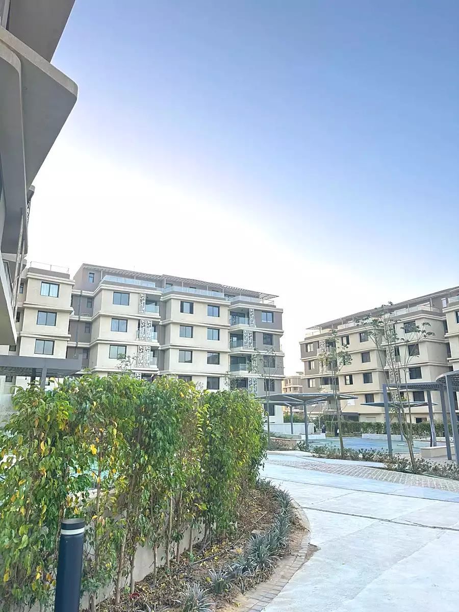 https://aqarmap.com.eg/ar/listing/6726421-for-sale-cairo-6th-of-october-hadaeq-october-kmbwnd-fy-hdyq-ktwbr-badya-compound-palm-hills