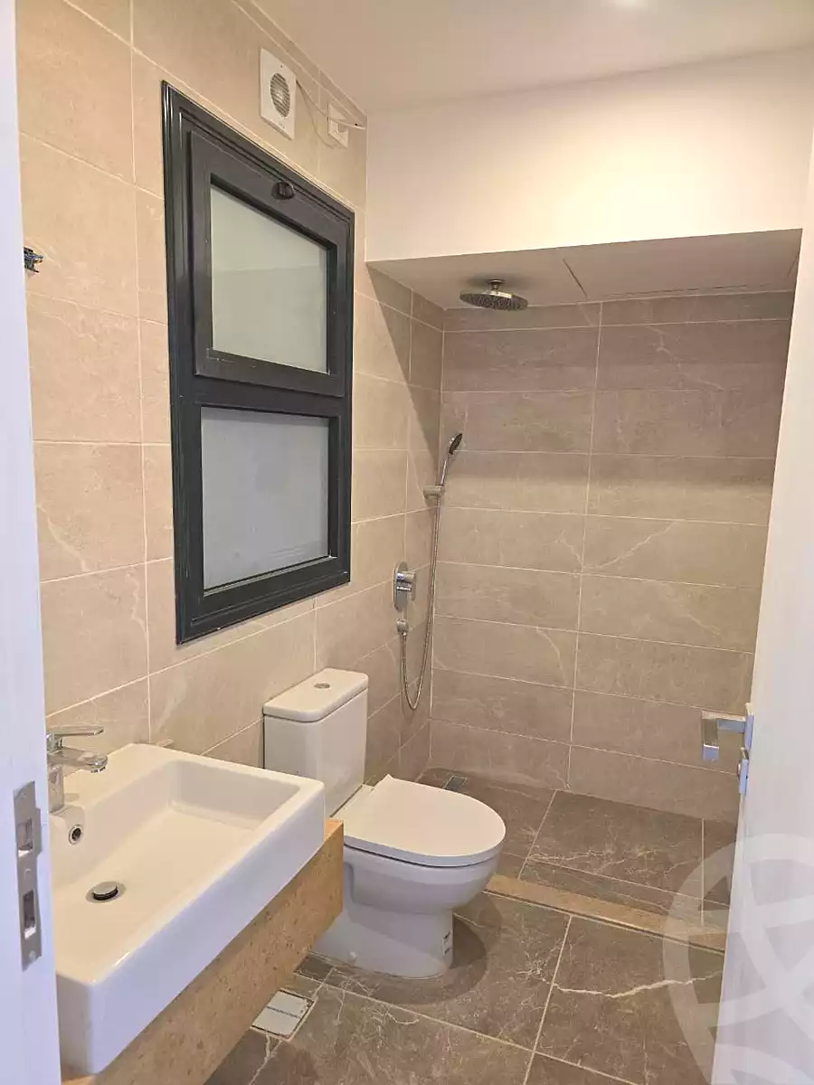 https://aqarmap.com.eg/ar/listing/6726463-for-rent-cairo-el-sheikh-zayed-city-compounds-kmbwnd-fyldj-wyst-dr-llttwyr