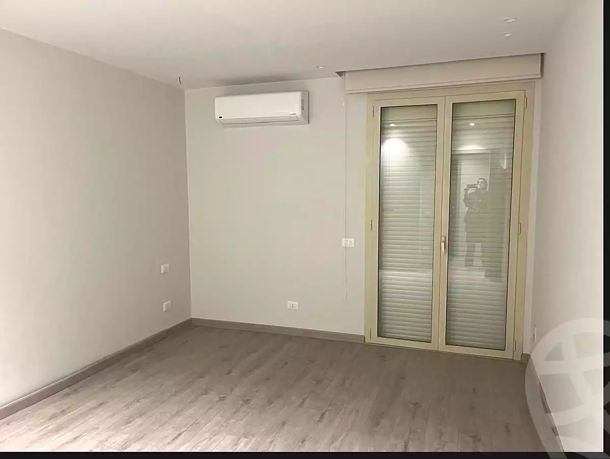 https://aqarmap.com.eg/en/listing/6726684-for-sale-cairo-el-sheikh-zayed-city-compounds-jewar