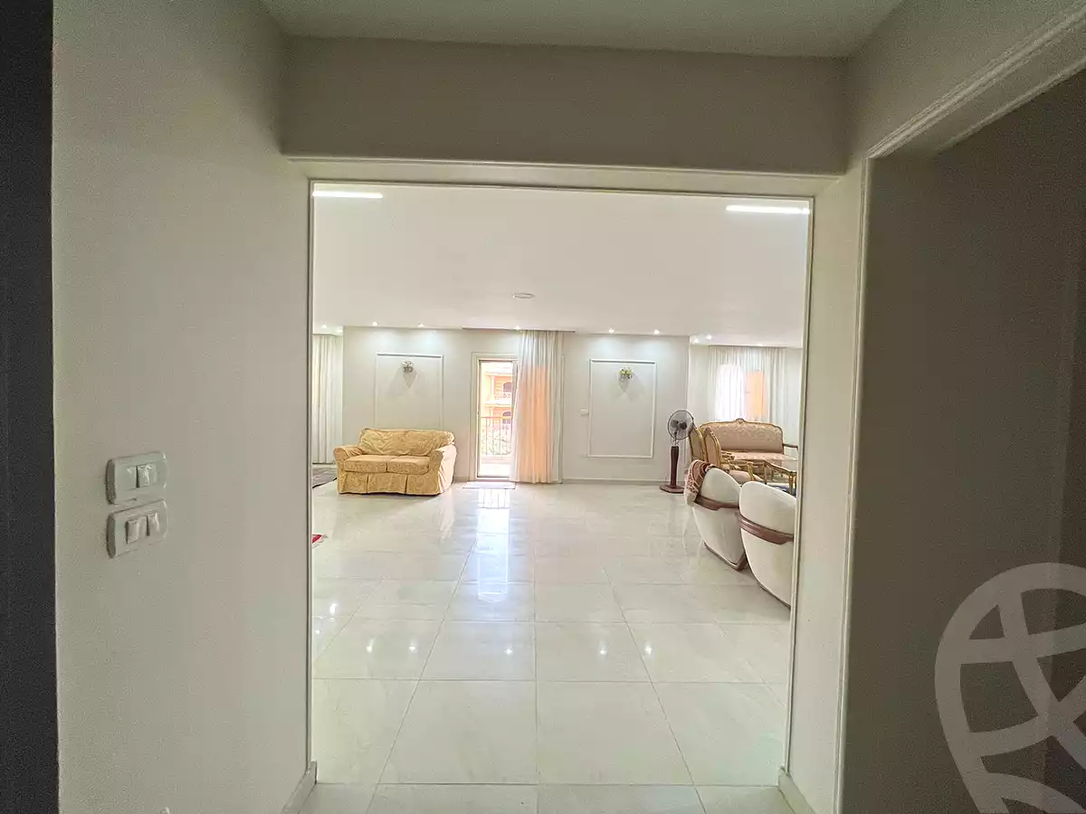 https://aqarmap.com.eg/ar/listing/6726315-for-sale-cairo-6th-of-october-hadaeq-october-kmbwnd-fy-hdyq-ktwbr-el-fardoos-city