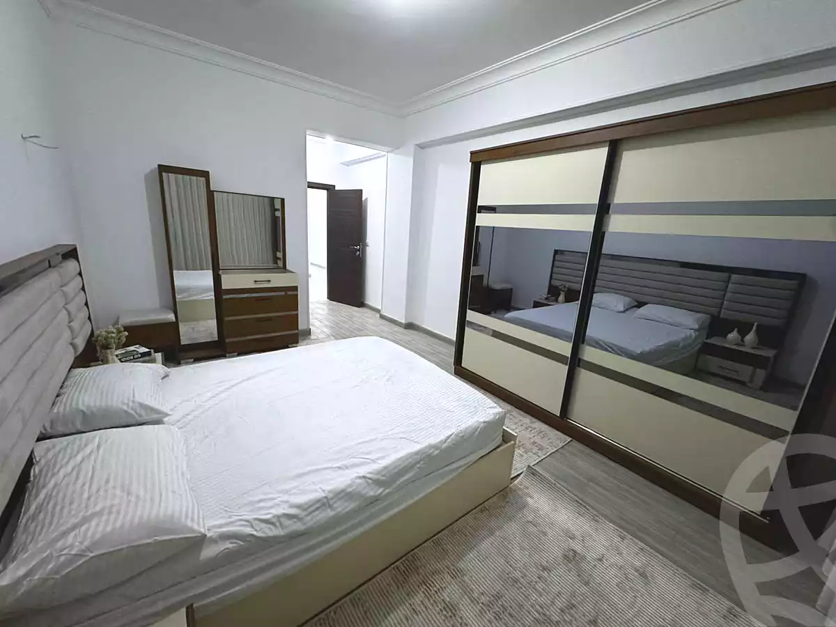 https://aqarmap.com.eg/en/listing/6727184-for-rent-cairo-new-cairo-ganob-el-akadamiya-south-academy-b-taha-hussein-st