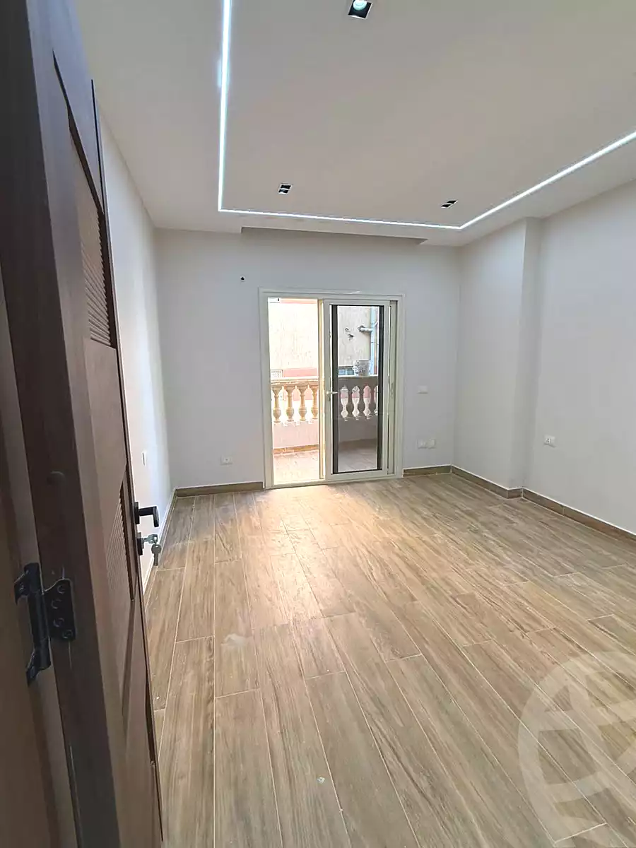 https://aqarmap.com.eg/en/listing/6727221-for-rent-cairo-new-cairo-compounds-el-mostashareen-compound