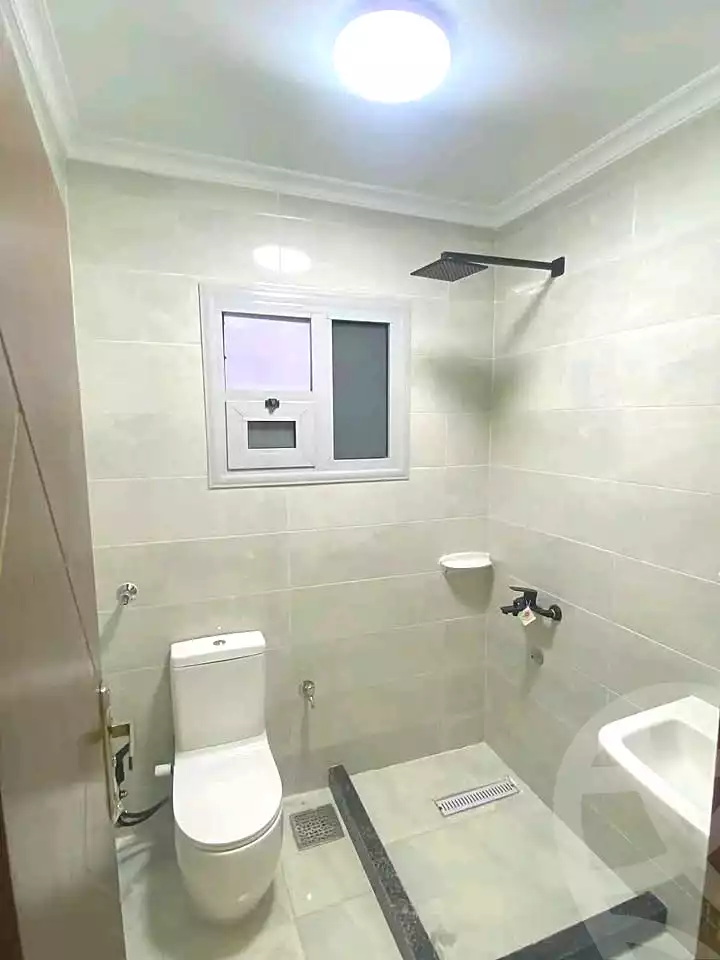 https://aqarmap.com.eg/ar/listing/6728331-for-sale-alexandria-l-jmy-lbytsh-bianchiii-el-arbaeen-st