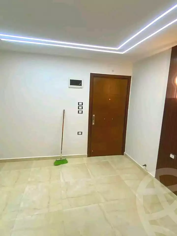 https://aqarmap.com.eg/ar/listing/6728331-for-sale-alexandria-l-jmy-lbytsh-bianchiii-el-arbaeen-st