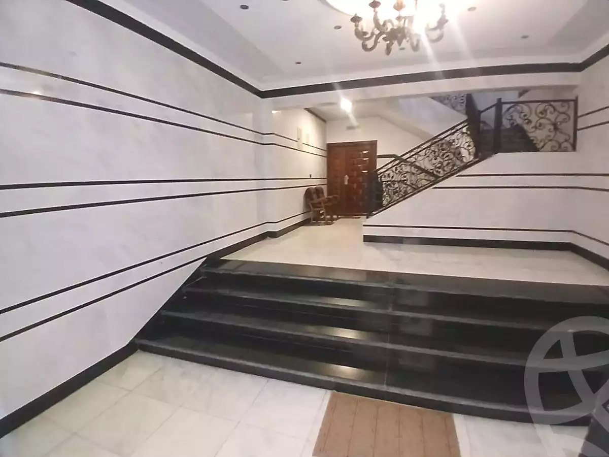 https://aqarmap.com.eg/ar/listing/6728444-for-sale-cairo-6th-of-october-el-hay-el-motamyz-fourth-touristic-village-amin-el-refae-st