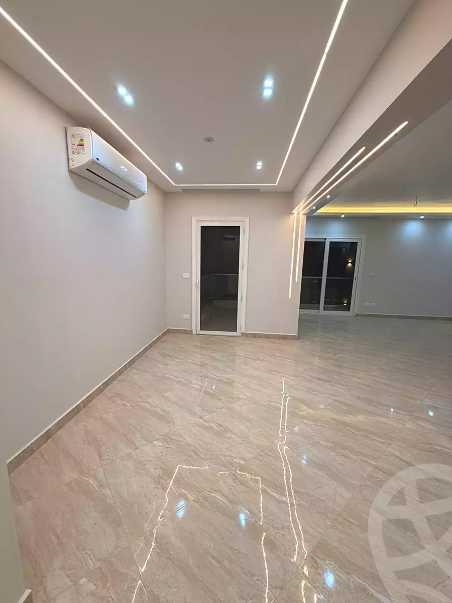 https://aqarmap.com.eg/ar/listing/6728528-for-rent-cairo-new-cairo-compounds-mwntn-fyw-y-syty-mountain-park-mountain-view-icity