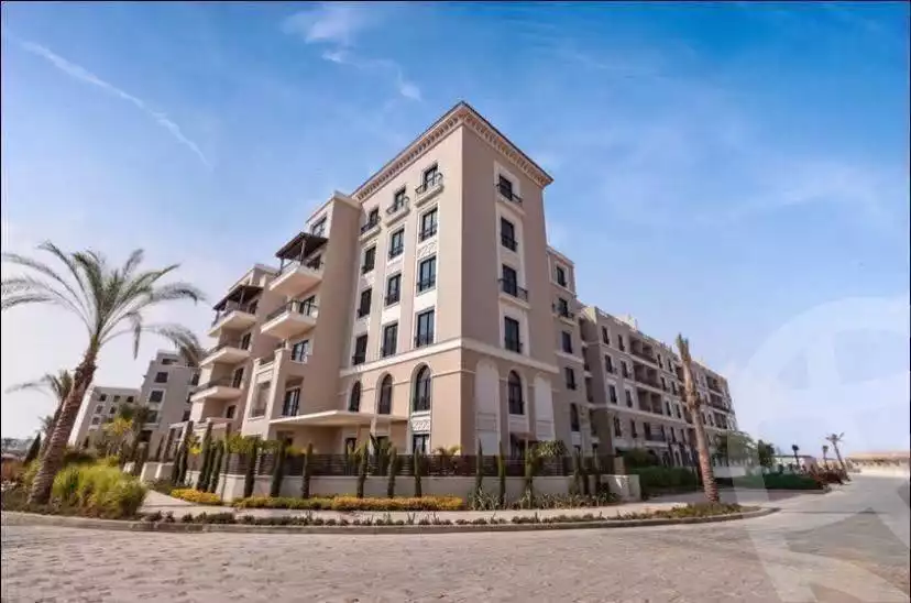 https://aqarmap.com.eg/ar/listing/6728583-for-sale-cairo-el-sheikh-zayed-city-compounds-kmbwnd-fyldj-wyst-dr-llttwyr
