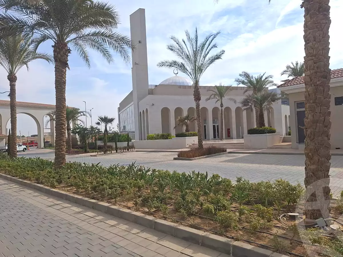 https://aqarmap.com.eg/ar/listing/6728916-for-rent-cairo-el-sheikh-zayed-city-compounds-kmbwnd-fyldj-wyst-dr-llttwyr
