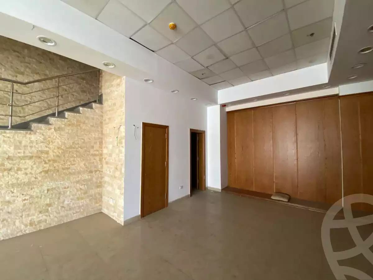 https://aqarmap.com.eg/ar/listing/6729177-for-rent-cairo-new-cairo-90th-street-south-teseen-st