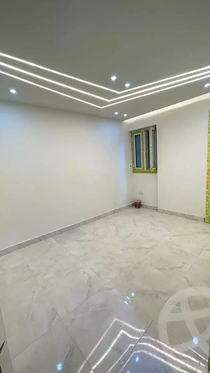 https://aqarmap.com.eg/ar/listing/6729411-for-sale-alexandria-l-jmy-lbytsh-ibrahim-othman-st