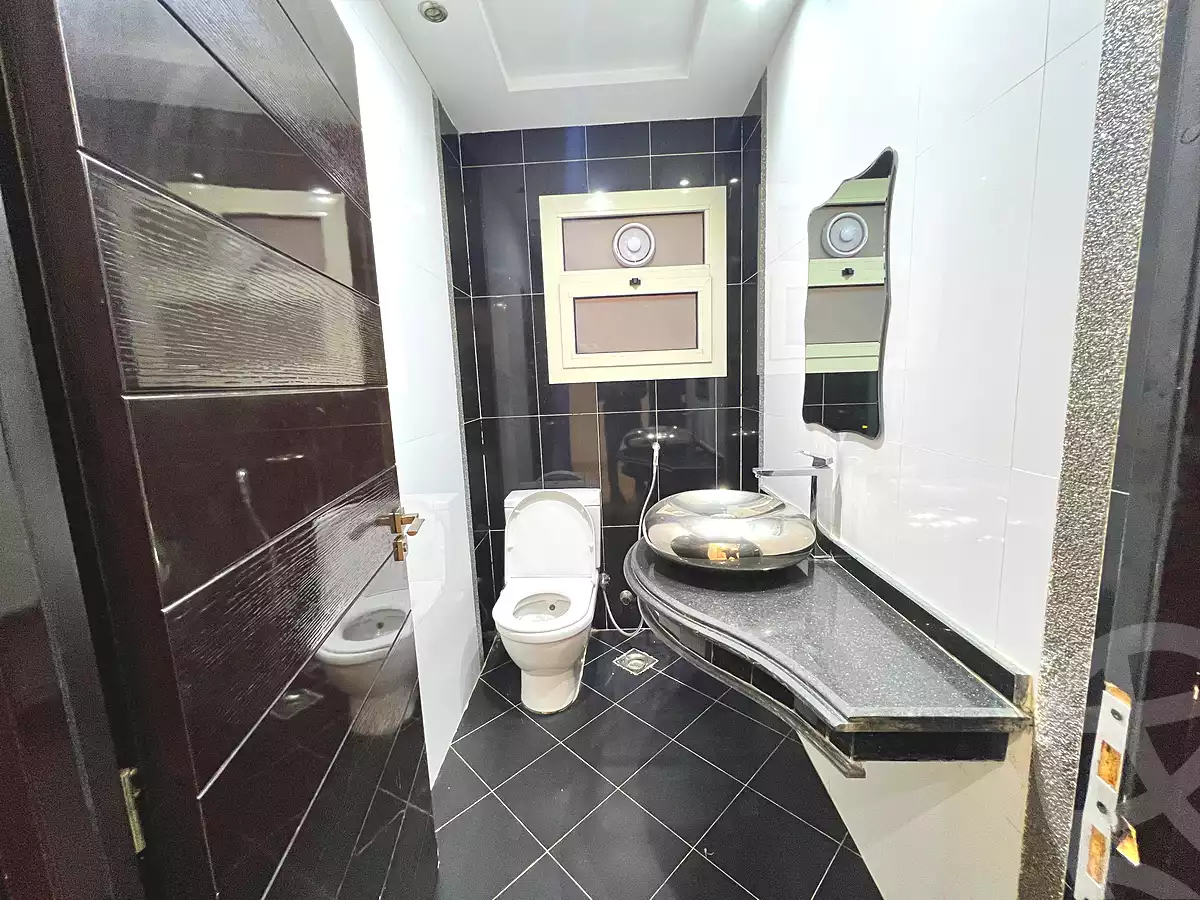 https://aqarmap.com.eg/ar/listing/6731562-for-rent-cairo-el-mohandesen-abd-el-moneam-riad-st