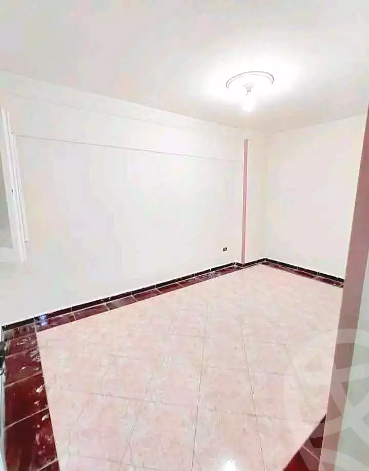 https://aqarmap.com.eg/ar/listing/6733254-for-sale-alexandria-miami-shr-jml-bd-lnsr
