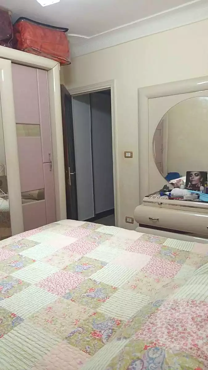 https://aqarmap.com.eg/ar/listing/6733325-for-sale-alexandria-l-jmy-lbytsh-ibrahim-othman-st