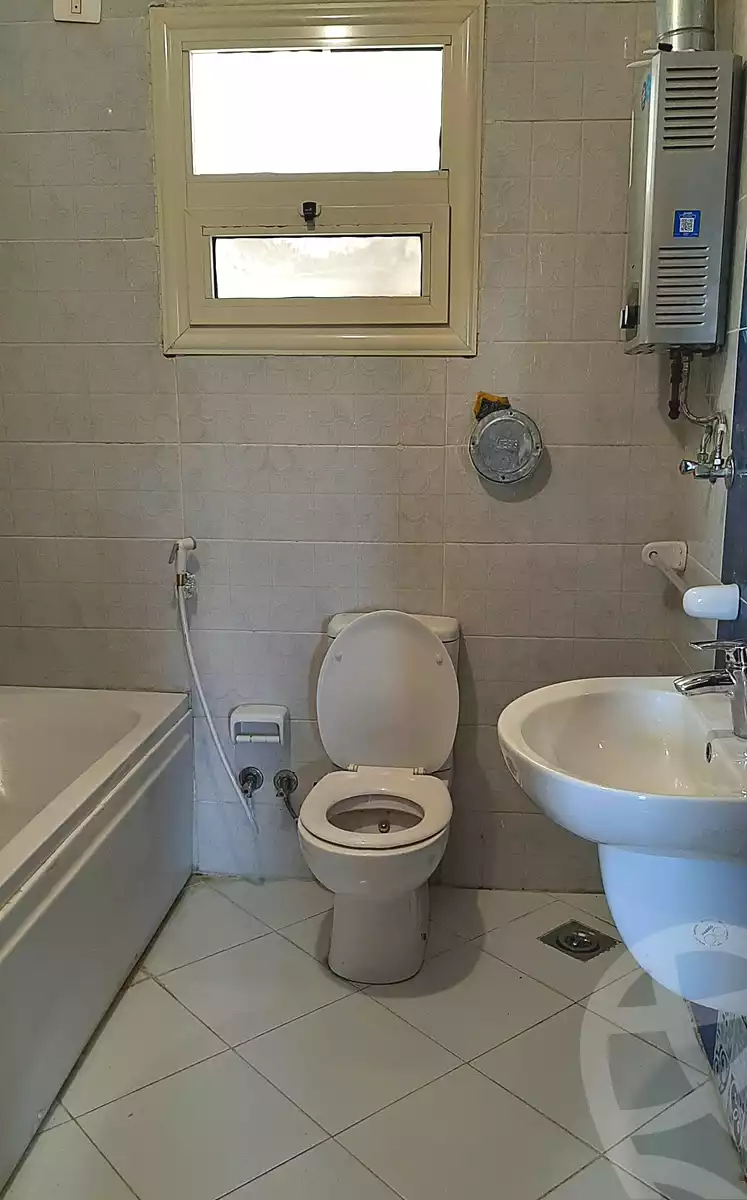 https://aqarmap.com.eg/ar/listing/6733359-for-rent-cairo-el-sheikh-zayed-city-compounds-dr-msr