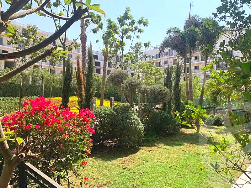 https://aqarmap.com.eg/ar/listing/6734308-for-sale-cairo-new-cairo-compounds-villette-vy-ryzydns-villette