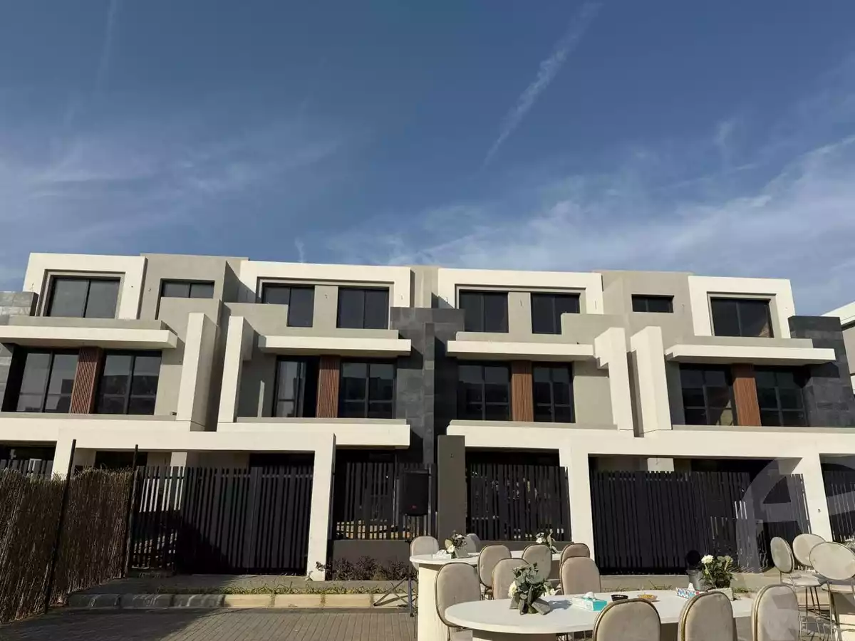 https://aqarmap.com.eg/ar/listing/6734516-for-sale-cairo-new-cairo-compounds-el-patio-town-compound-la-vista
