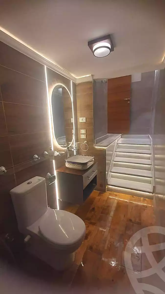 https://aqarmap.com.eg/en/listing/6734507-for-rent-cairo-new-cairo-compounds-mountain-view-hyde-park