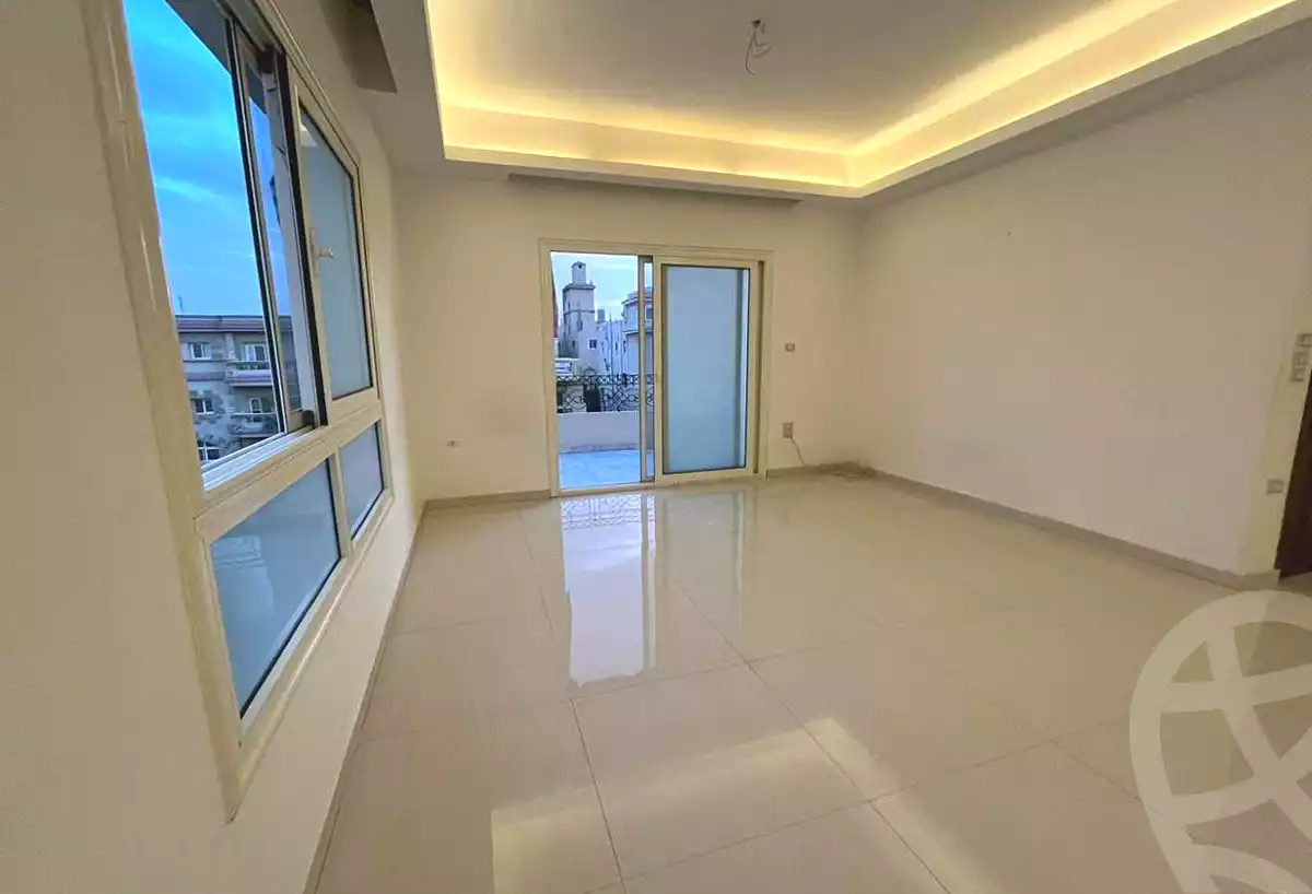 https://aqarmap.com.eg/ar/listing/6734537-for-sale-cairo-new-cairo-ganob-el-akadamiya-south-academy-a-zaid-ebn-haretha-st