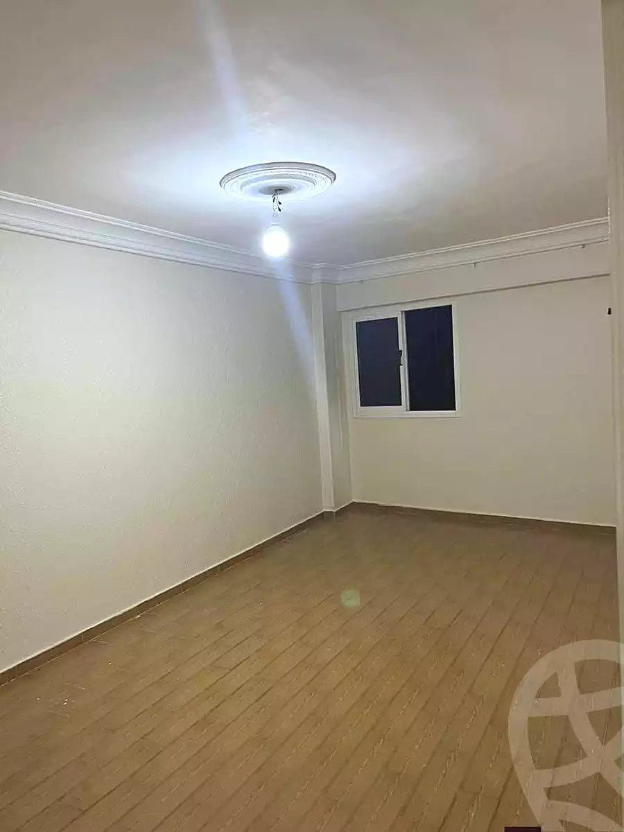 https://aqarmap.com.eg/ar/listing/6734629-for-sale-alexandria-miami-mahmoud-el-isawy-st